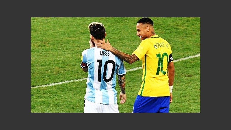 El astro brasileño expresó que hincharía por su amigo si no estuviera Brasil en el medio.