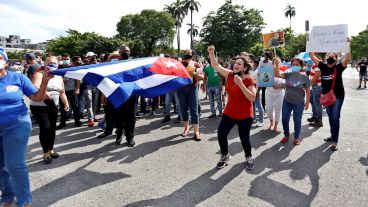 La Asamblea de la Resistencia Cubana pidió al pueblo cubano que se queda en las calles.