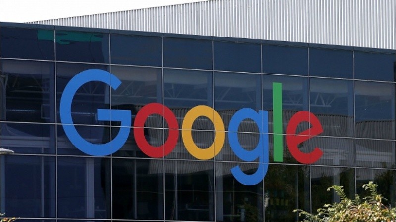 Google intentó obligar a los editores a cederle el derecho a utilizar gratuitamente sus contenidos.