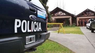 La casa de Segovia, de Álvarez Condarco al 400 bis, fue allanada este martes.