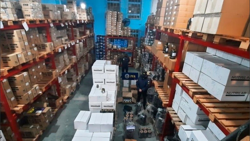 Los allanamientos se realizaron en las ciudades de Rosario y Posadas, y en las localidades bonaerenses de Villa Adelina, Olivos y Mercedes.