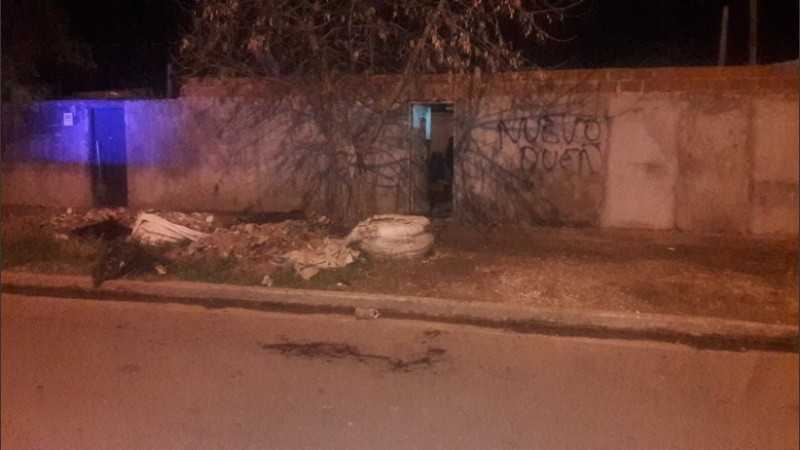 La Policía trabaja en la zona del crimen de Centeno al 200.