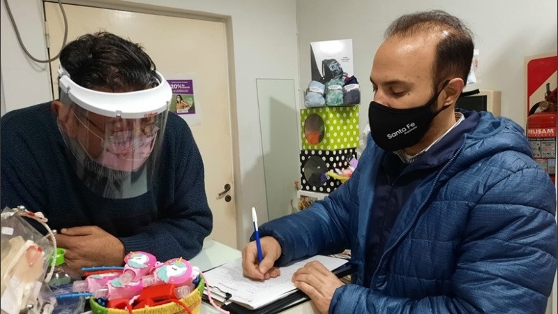 El programa Billetera Santa Fe está presente en varios comercios de la provincia.,