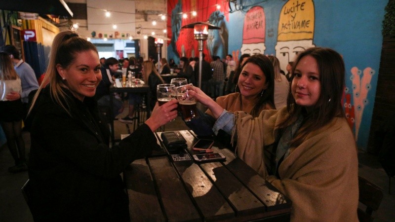 Pichincha y el Paseo Pellegrini, los sectores favoritos para comer y tomar algo.
