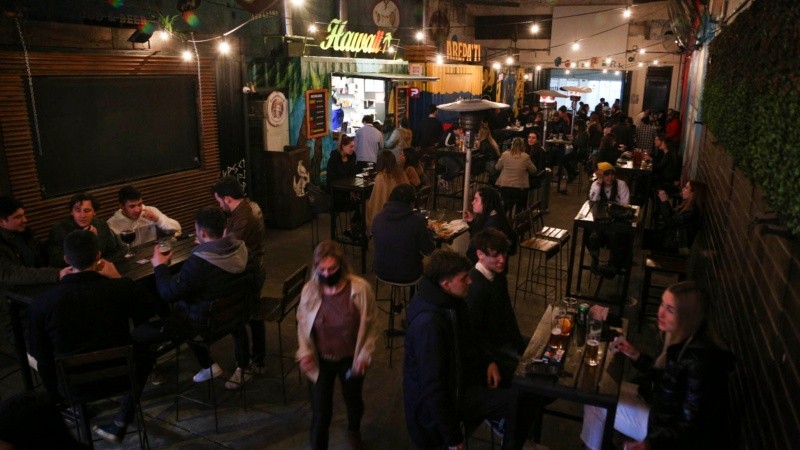 Pichincha y el Paseo Pellegrini, los sectores favoritos para comer y tomar algo.