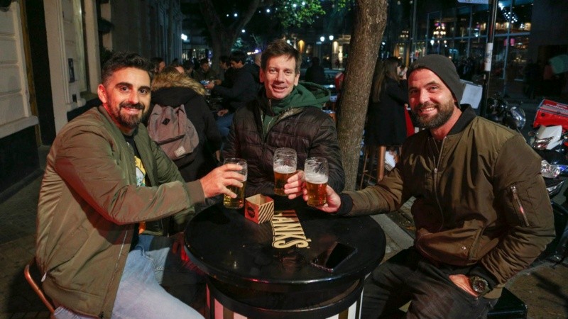 Pichincha y el Paseo Pellegrini, los sectores favoritos para comer y tomar algo.
