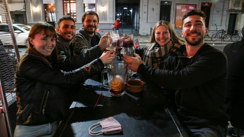 Pichincha y el Paseo Pellegrini, los sectores favoritos para comer y tomar algo.