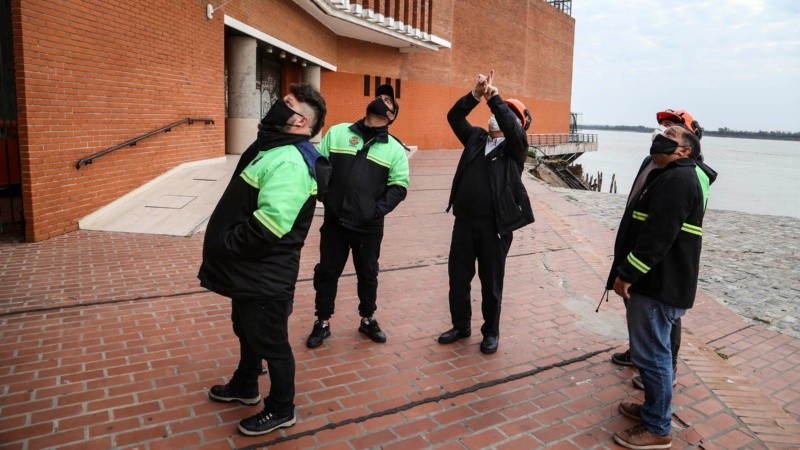El derrumbe en la barranca del Parque España.