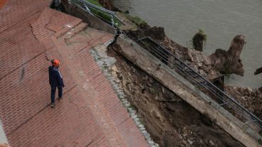 El derrumbe en la barranca del Parque España.