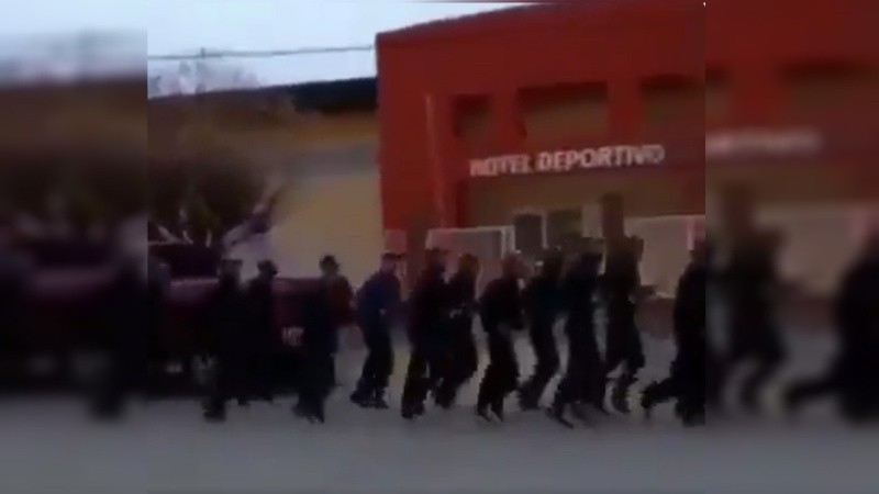 El controvertido video de la policía de Chubut fue justificado por las autoridades policiales.