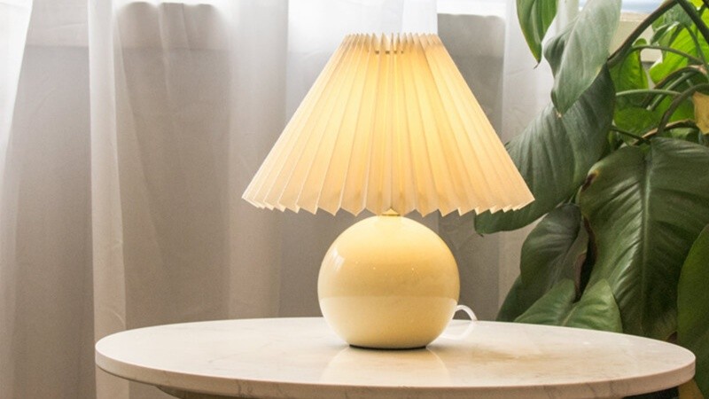 Su versatilidad permite que sean clave para una iluminación relajada, o sirvan de objeto decorativo en el día