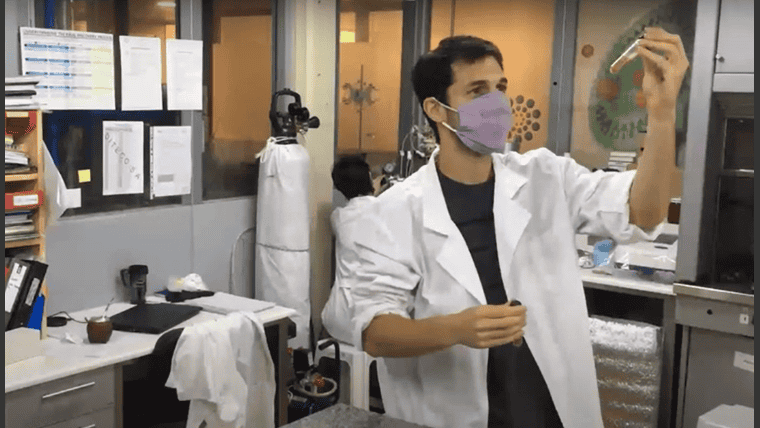 Federico Karp es uno de los integrantes de Scitiva, junto con Juan Manuel Battagliotti, Santiago Ramayo y Valeria Rodríguez.