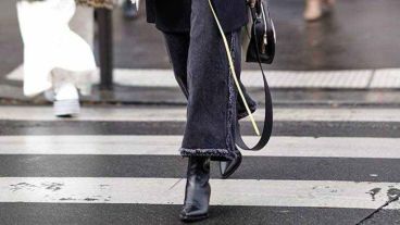 Distintas telas, estampas y texturas aparecen para ser combinadas con cualquier otra prenda que complete un outfit diurno o nocturno