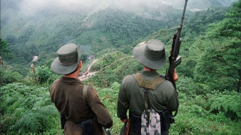 Los militares de Colombia hacían pasar crímenes como supuestos enfrentamientos para sumar puntos.