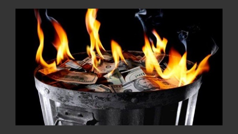 La acción civil también alcanza a los directores en funciones cuando estalló el default