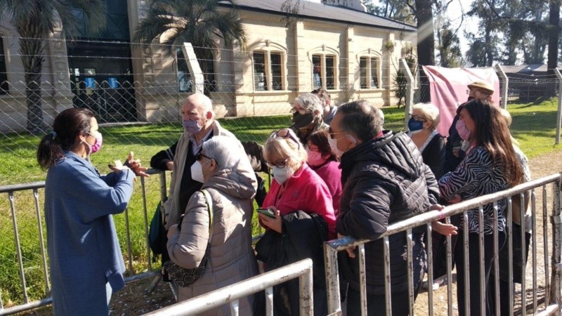 Aquellos que cuenten con turnos para la segunda dosis de Sputnik, no presentarse este domingo. 