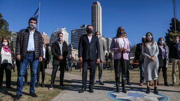 El lanzamiento fue a orillas del Paraná en Rosario.