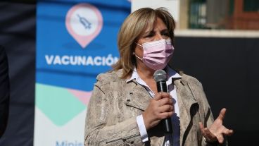 La ministra Martorano destacó el avance del plan de vacunación.