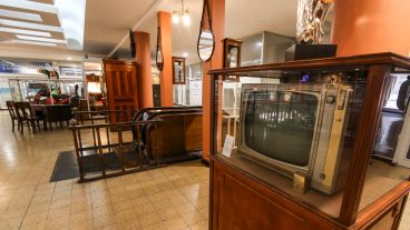 Reliquias escondidas en una galería en el centro de Rosario