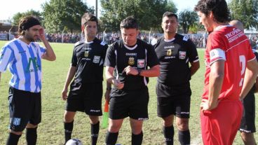 El clásico de Chabás entre Atlético y Huracán es uno de los más pasionales de la región y se juega en la Liga Casildense.