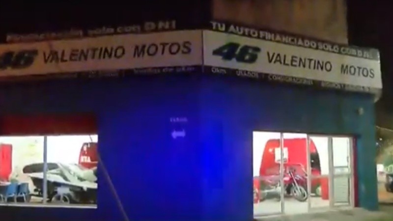 El local atacado a balazos este miércoles al anochecer.