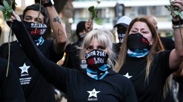 El acto este viernes en Salta 2141.