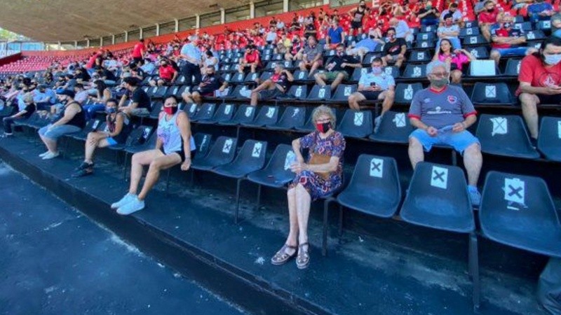 La norma también habilita los comicios en Newell's Old Boys que habían sido suspendidos