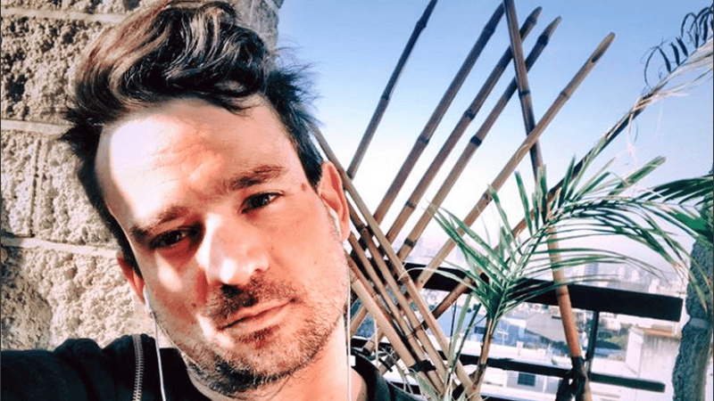 Como consecuencia del disparo, los médicos le sacaron al músico un riñón, el bazo y parte del páncreas.