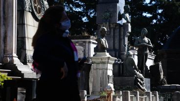 Volvieron este sábado las visitas diurnas al histórico cementerio El Salvador.
