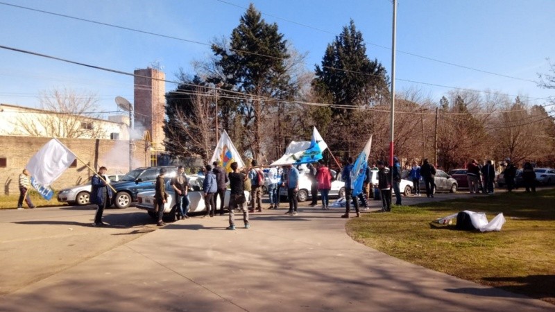 La concentración fue frente al complejo de Bella Vista, en la zona oeste.