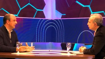 José Corral se sentó en La Mesa Política de El Tres.