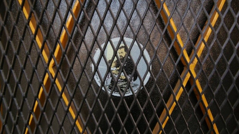 La puerta de la casa del crimen. 