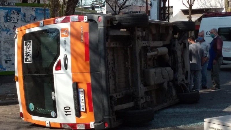 El impactante vuelco que conmocionó al barrio Agote este miércoles