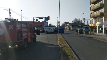 El tránsito permanecía cortado en la zona.
