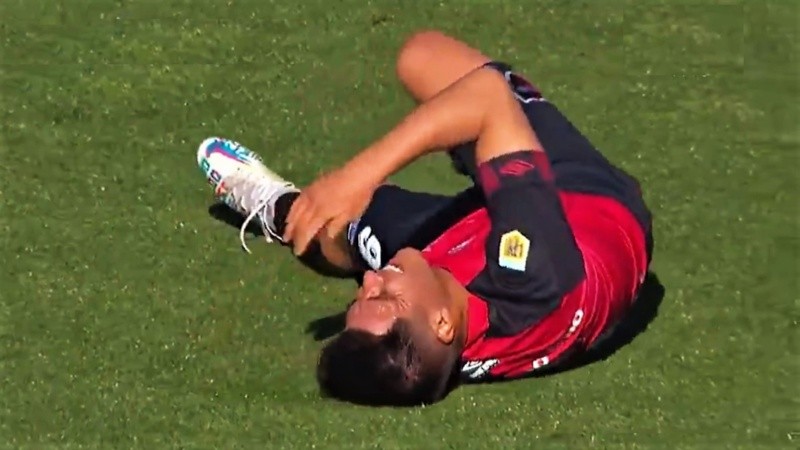 Cristaldo habría sufrido un desgarro.