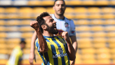 El héroe de la siesta de miércoles en el Gigante: Lucas Gamba.