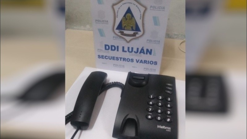 Teléfono fijo encontrado en la celda de Ariel Máximo “Guille” Cantero.