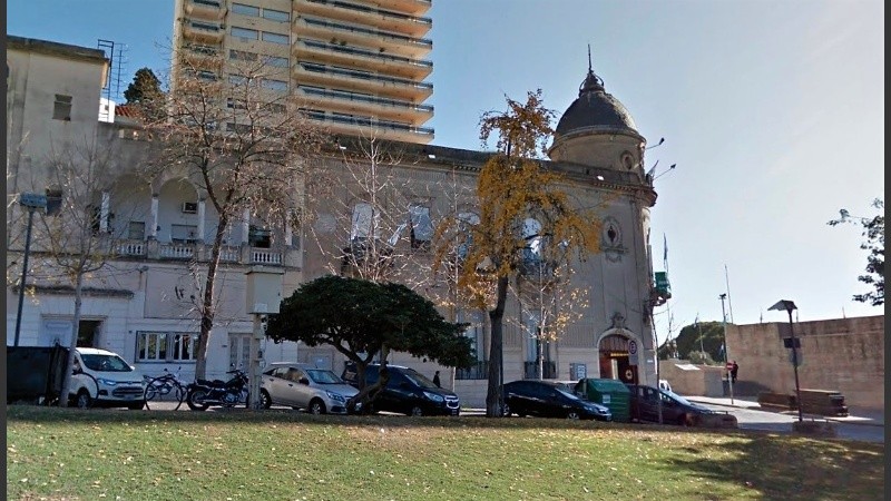 En Rosario hay 8 estacionamientos reservados y de exclusividad ubicados en distintas calles del centro.