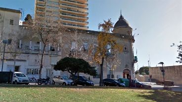 En Rosario hay 8 estacionamientos reservados y de exclusividad ubicados en distintas calles del centro.