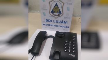 El teléfono que fue hallado en la celda de Guille Cantero en Marcos Paz