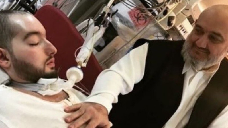 Durante un tiempo las redes sociales se inundaron de rumores sobre su estado de salud, incluso lo dieron por muerto, pero la familia lo desmintió en Twitter.