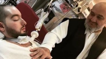 Durante un tiempo las redes sociales se inundaron de rumores sobre su estado de salud, incluso lo dieron por muerto, pero la familia lo desmintió en Twitter.