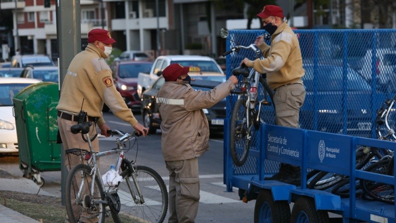 Javkin disolvió a GUM por decreto.
