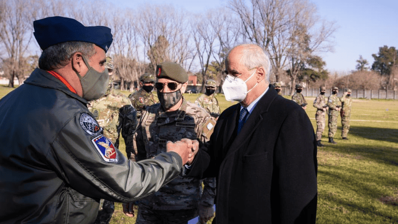 El ministro Taiana dispuso los cambios en la dirección del Liceo.