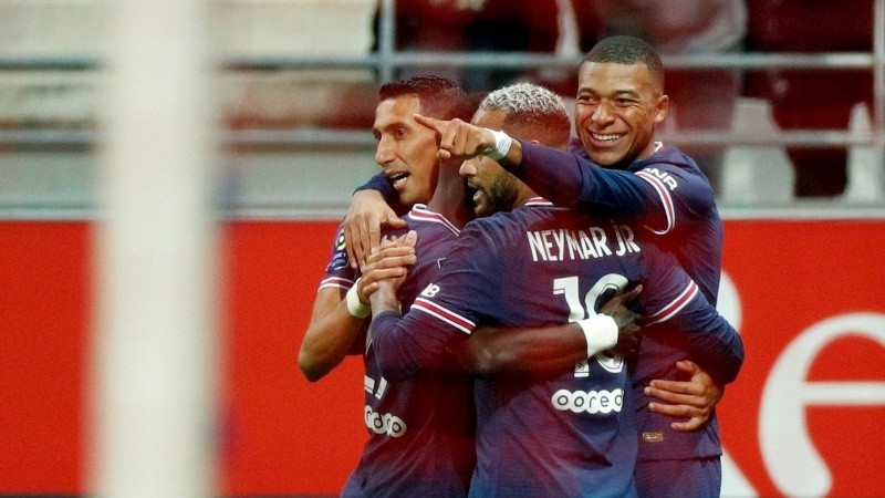 Ante los rumores de salida, Mbappé respondió con goles.