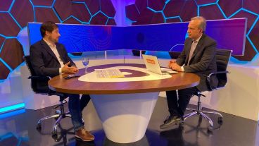 Ayala considera que los resultados locales estarán listos para la medianoche.