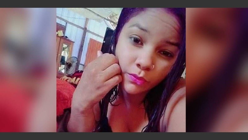 Radja no resistió y apenas llegó al nosocomio fue declarada fallecida.