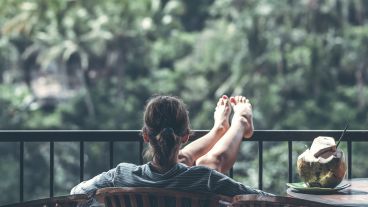 Disfrutar del verano en balcones y terrazas sin sufrir en demasía el exceso de calor
