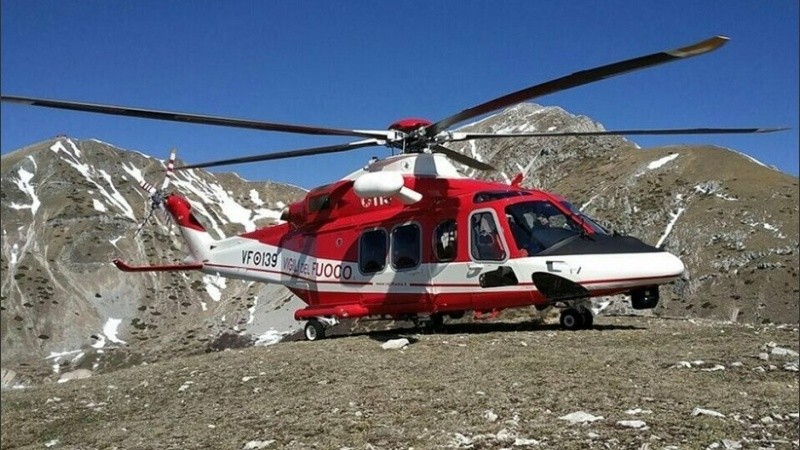 El cuerpo del hombre fue avistado durante un vuelo de reconocimiento de los bomberos.