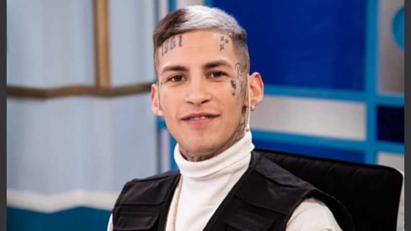 L-Gante en su paso por la tradicional mesa de Mirtha Legrand.